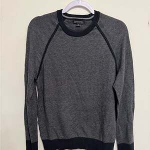 Banana Republic Dark Gray Crewneck Sweater